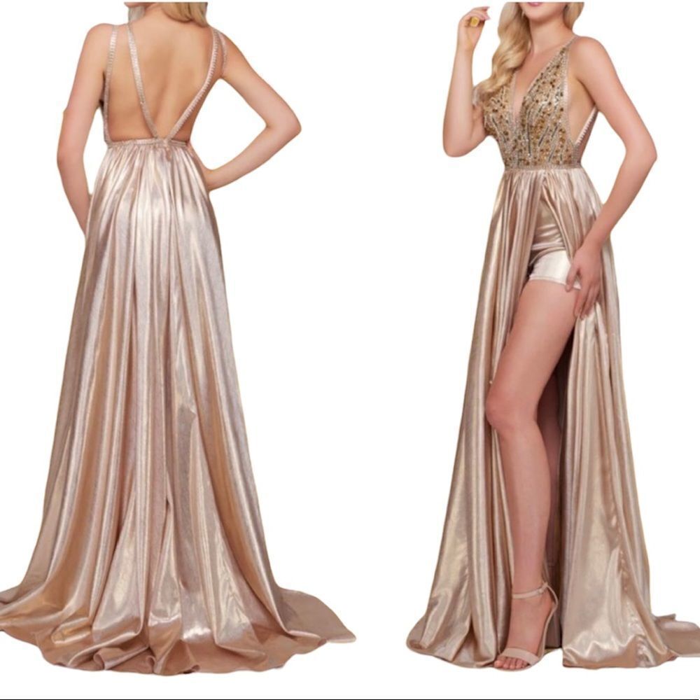Prom Shorts Gown MAC Duggal Gown Gold Bling Metallic Special Occasion Prom NWT